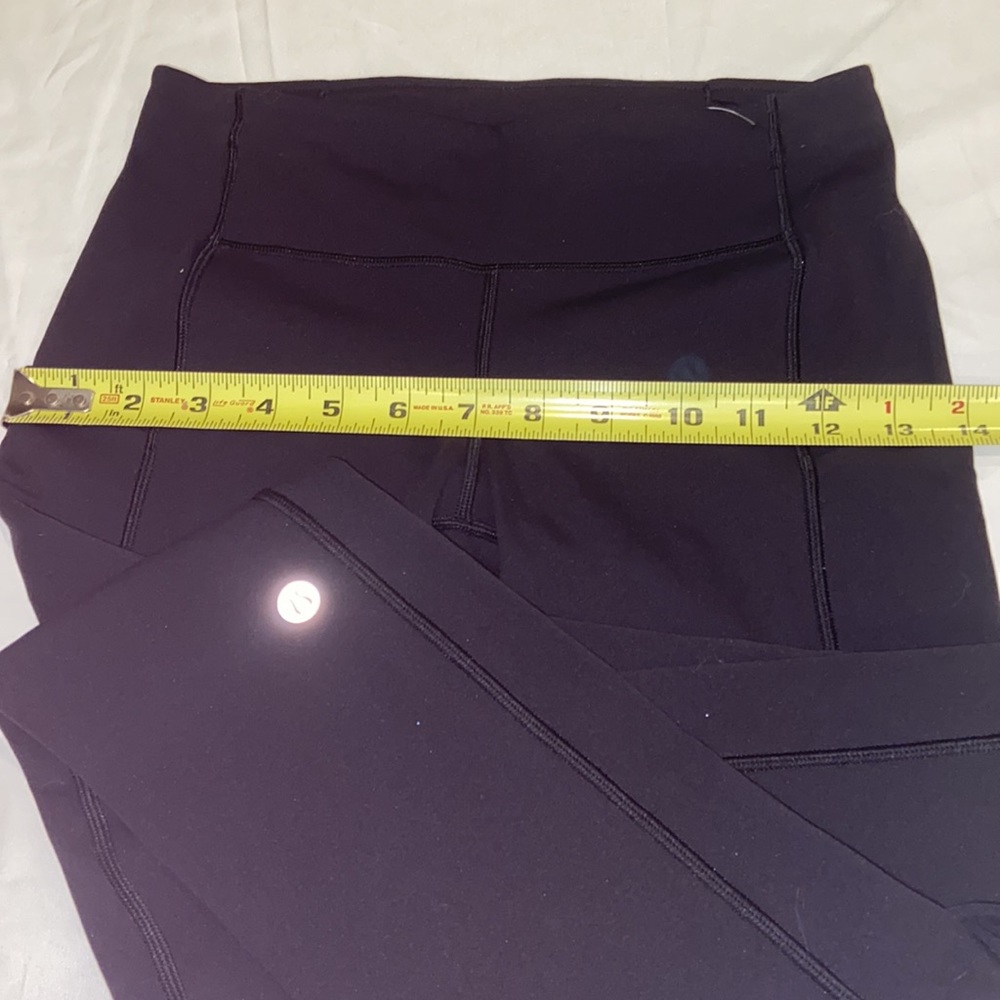 Lululemon leggings Black NWOT - Picture 10 of 13
